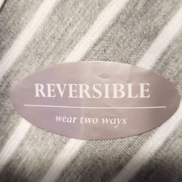 NWT Peace & Pearls Reversible Striped Dress Size M White Gray Bodycon Stretchy - Picture 2 of 8